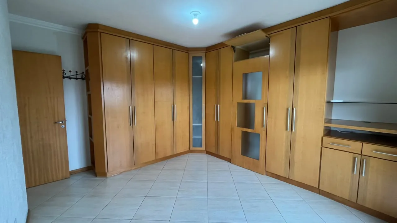 Water view in a 4-bedroom apartment, 138 m² — photo 41