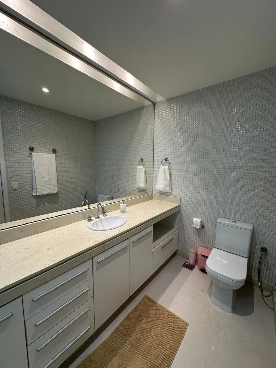 Apartamento mobiliado reformado com 4 suítes e 392 m² — photo 16