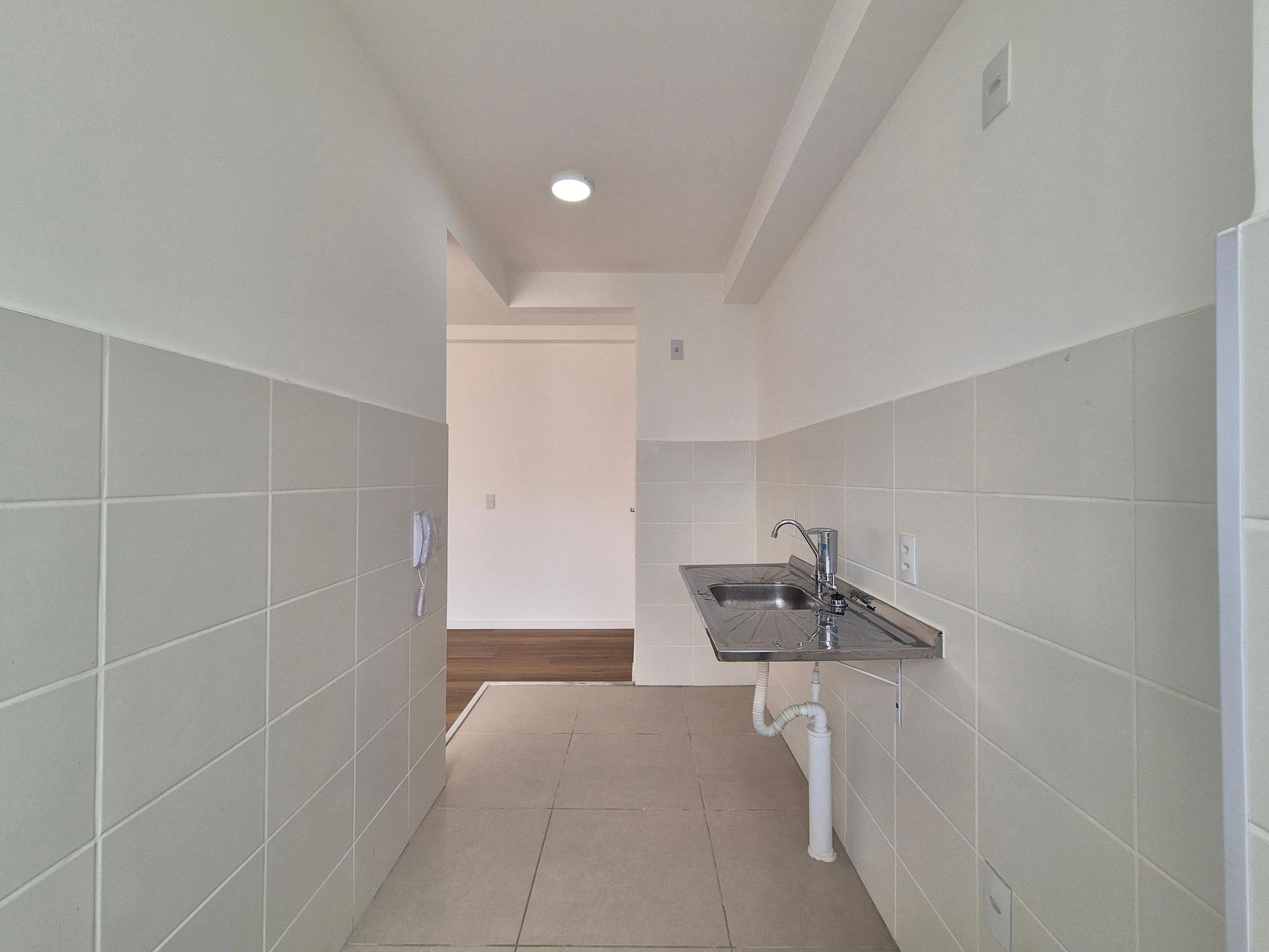 Apartamento de 2 quartos em condomínio com academia — photo 9