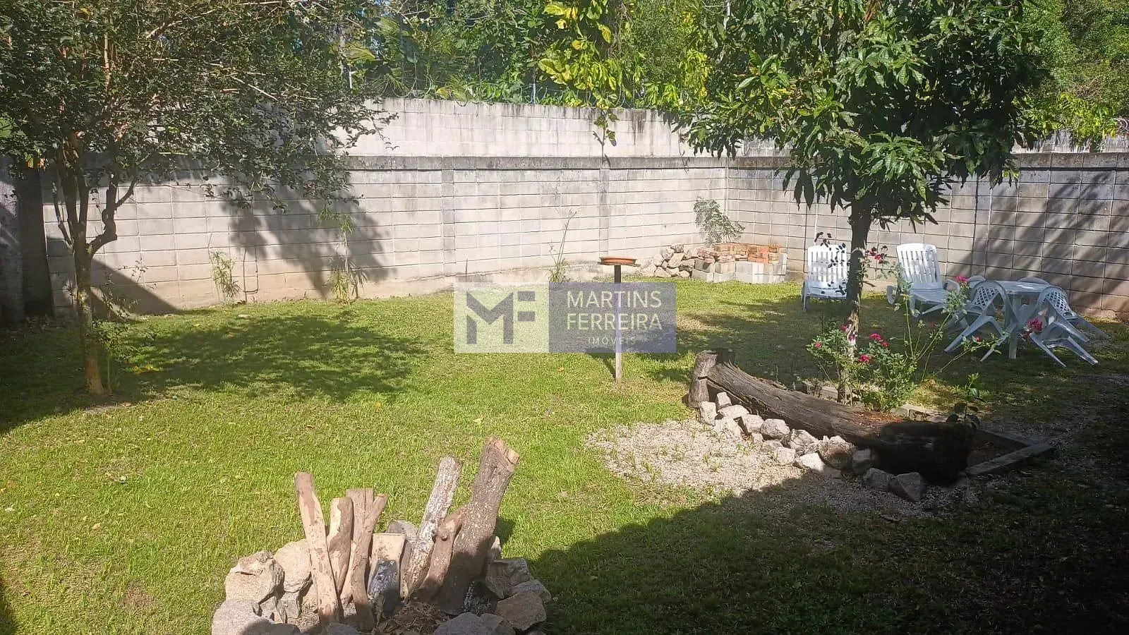 Casa para locação com 4 quartos e 3 banheiros — photo 22