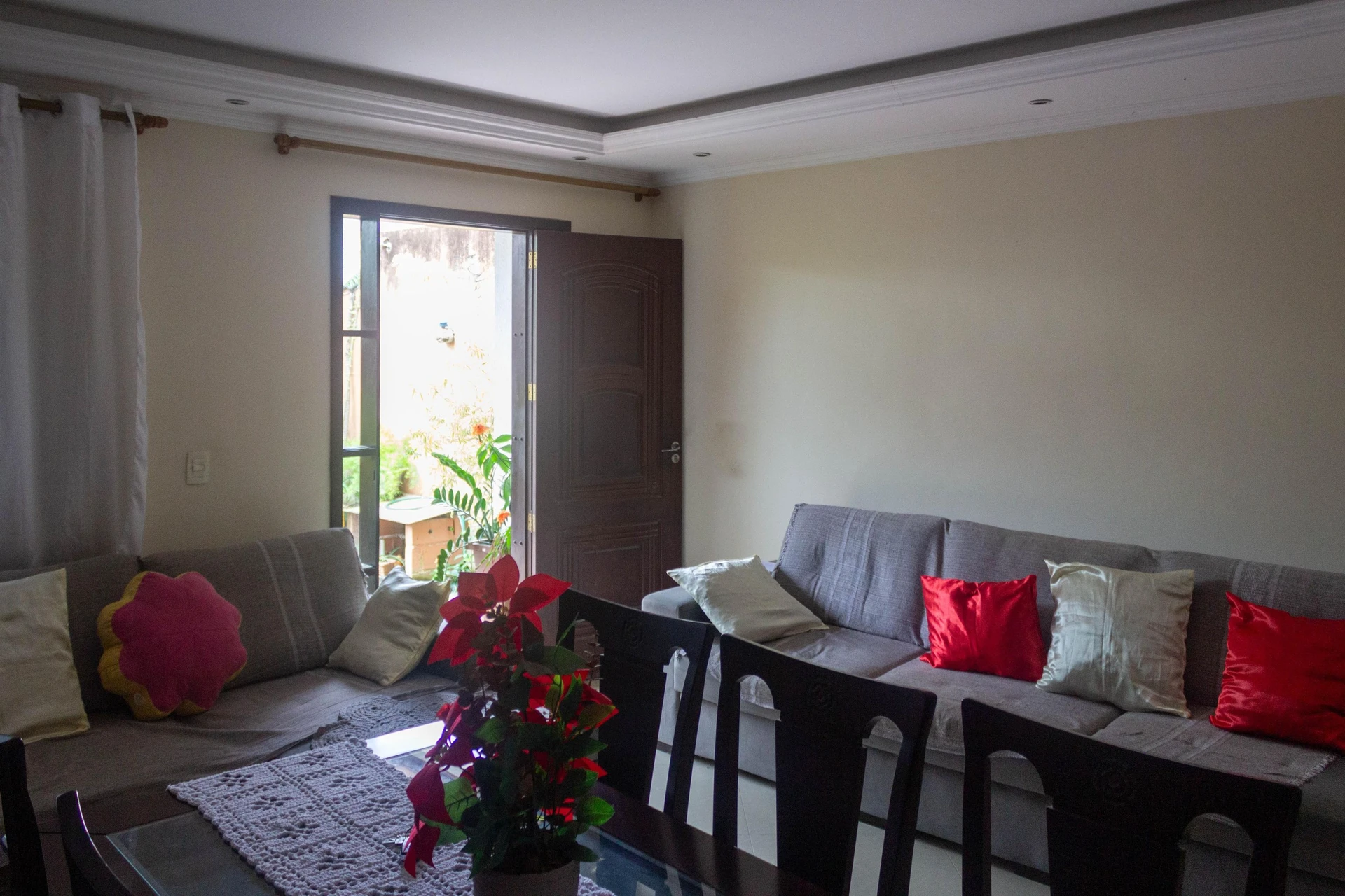 5-bedroom apartment with a washing machine — photo 7