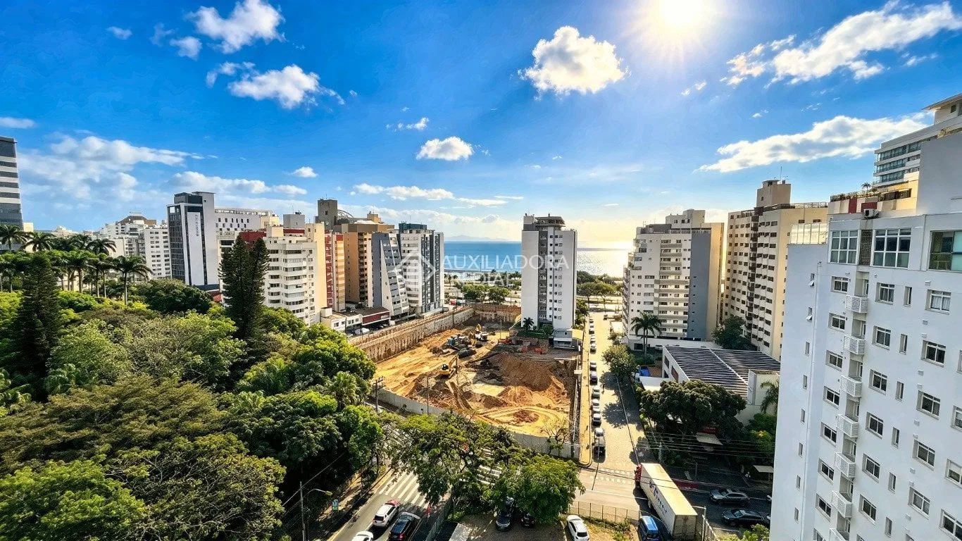 Вид на парк та 2 спальні: квартира 40 м² — photo 26