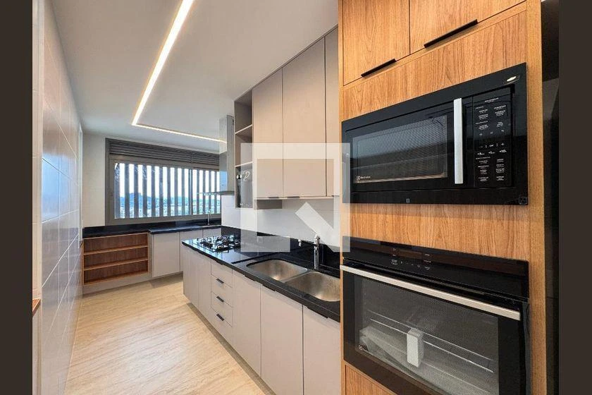 Rental apartment with 3 en-suite bedrooms and 130 m² — photo 30