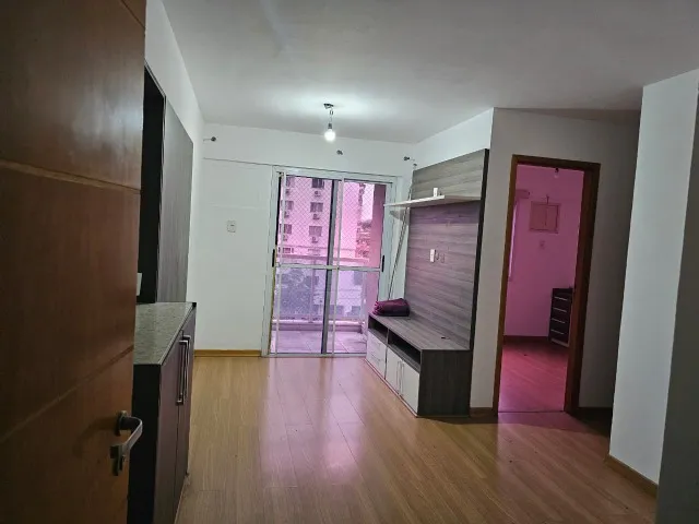 2-bedroom apartment in a building with a gym — photo 15