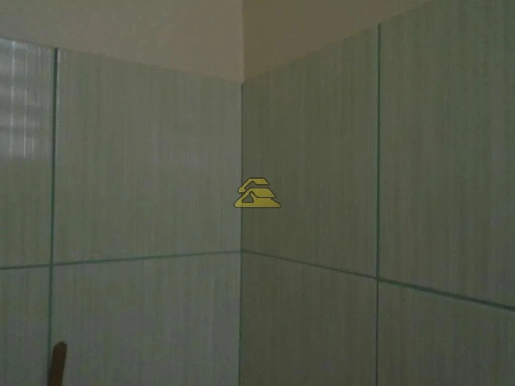 44 m² apartment with 1 bedroom and a glass shower — photo 3