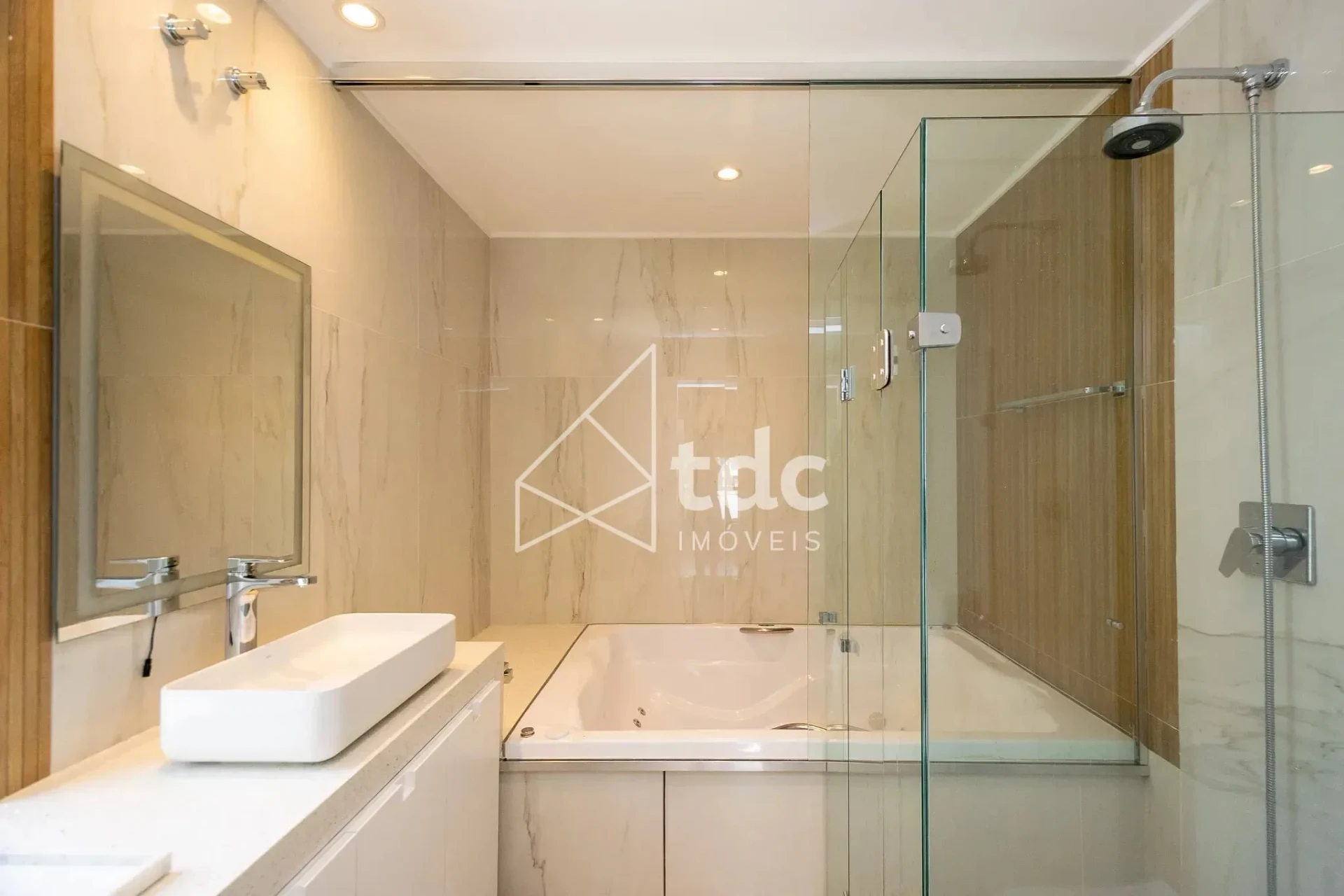 Casa em condomínio com 4 suítes e 3 vagas — photo 30