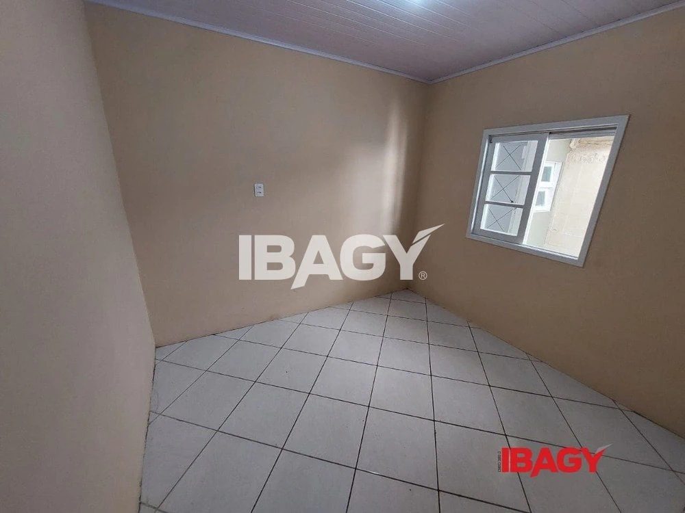 3-bedroom house, 1 with its own bathroom, 80 m² — photo 13