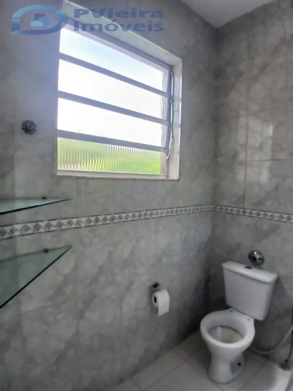 2-bedroom apartment with a mountain view — photo 25