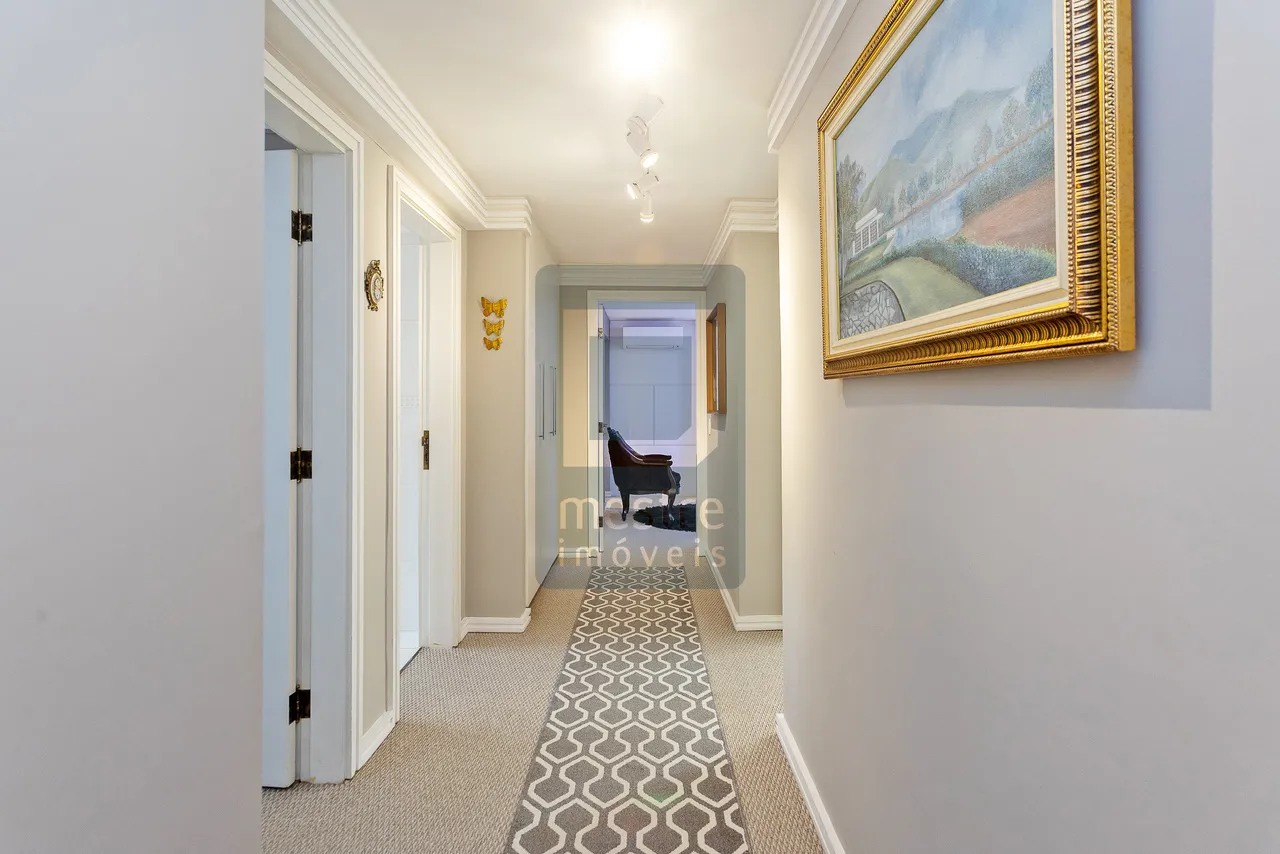 Apartamento mobiliado com 3 dormitórios e 4 banheiros — photo 23