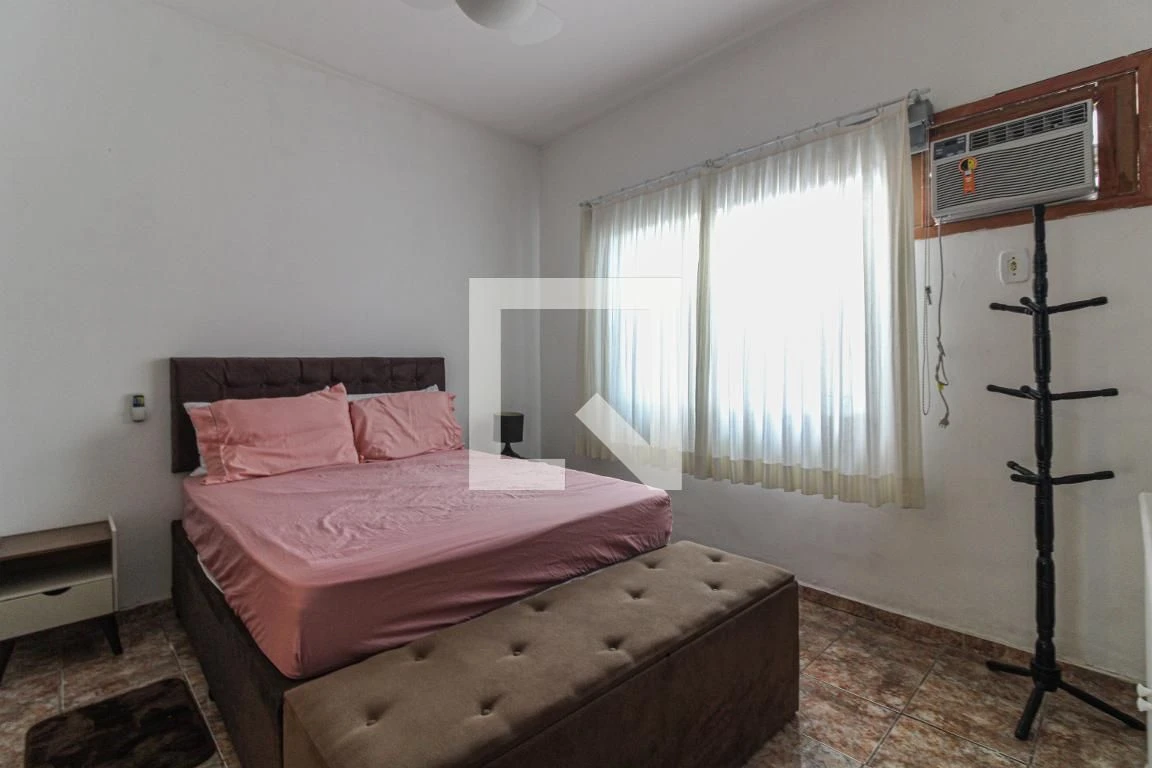 Furnished house with 2 bedrooms and 2 parking spaces — photo 4