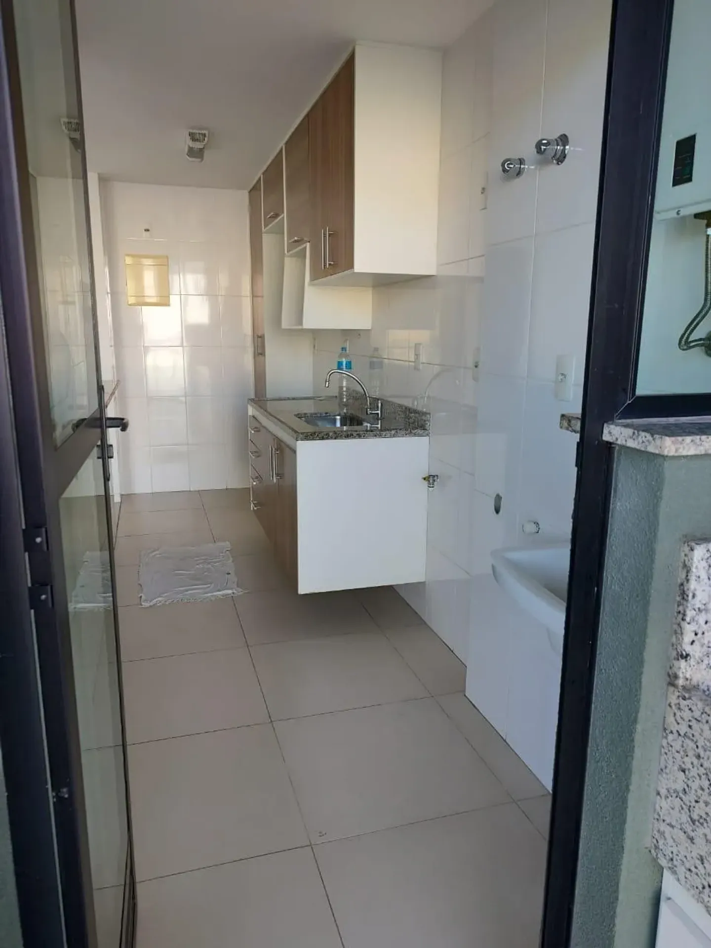 2-bedroom apartment with a mountain view in Rio de Janeiro — photo 5
