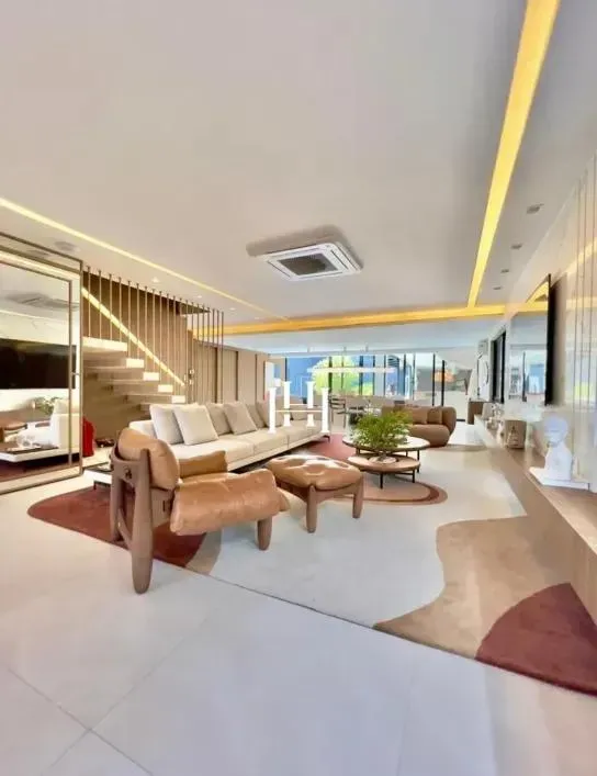 Furnished house, 800 m², with a bathtub — photo 24