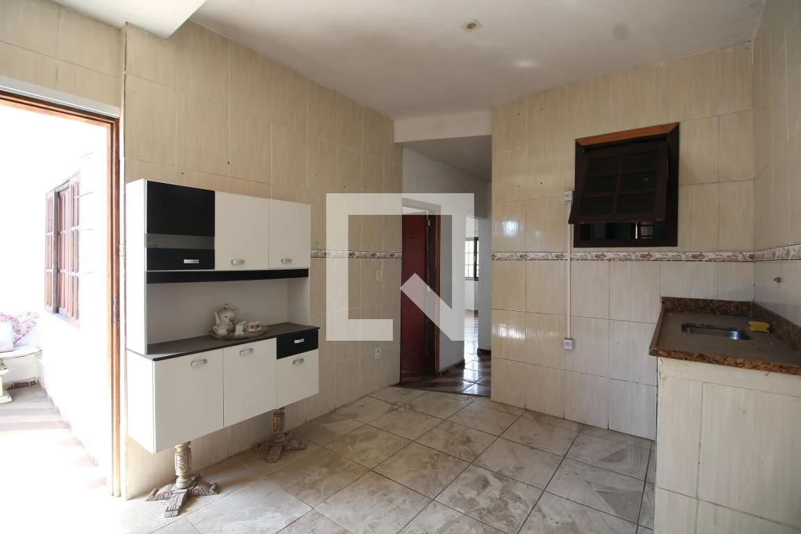 Apartment with 2 bedrooms and a balcony and closed kitchen — photo 15
