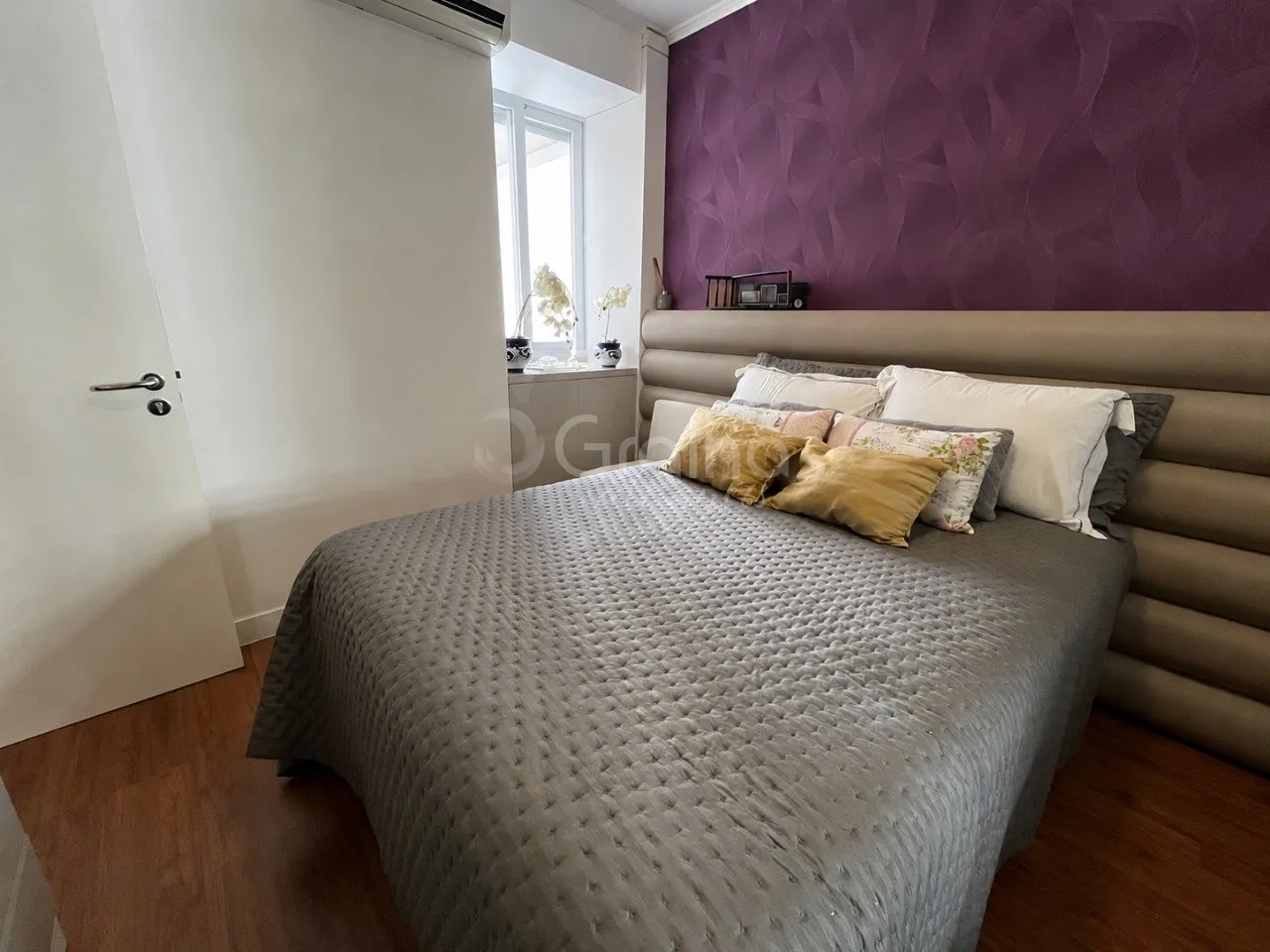 Furnished apartment with 3 bedrooms and 199 m² — photo 21