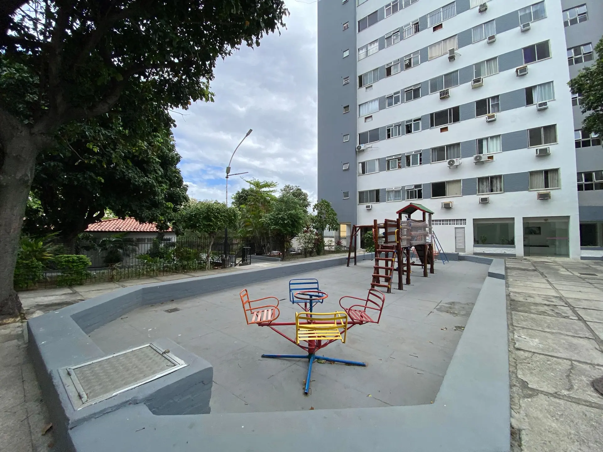 Rental apartment with a closed kitchen and 2 bedrooms — photo 20