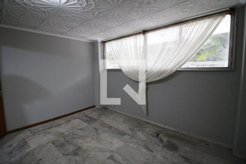 Condominium house with a balcony and private garden — photo 27
