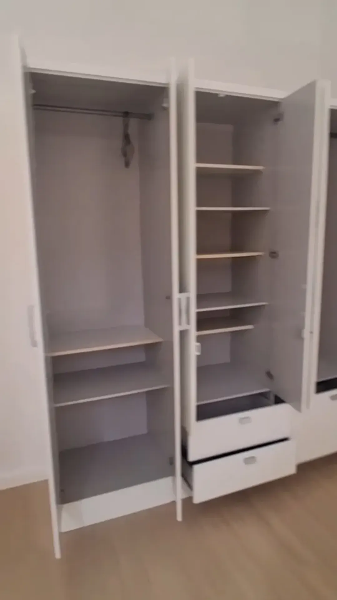 3-bedroom apartment with a gas stove and 1 parking spot — photo 23