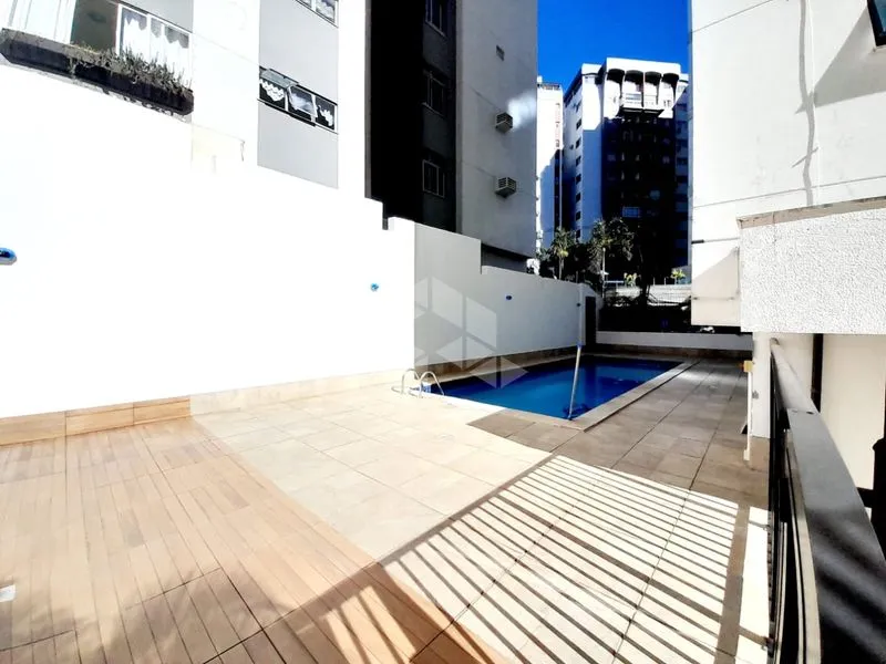 Duplex penthouse with 3 bedrooms and 303 m² — photo 40