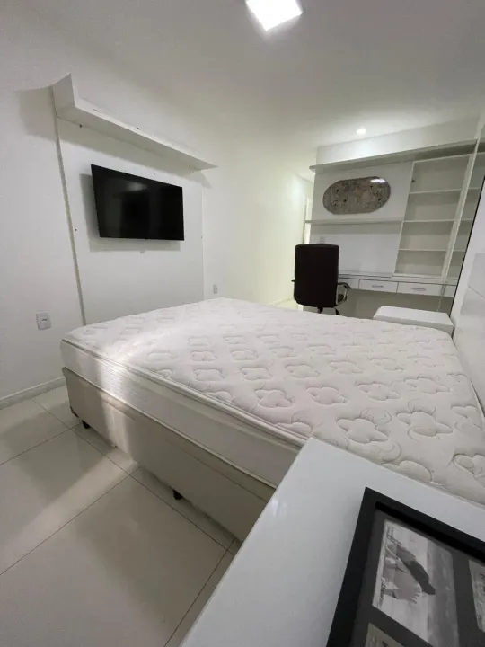 House with 5 bedrooms, 5 baths and 300 m² — photo 4