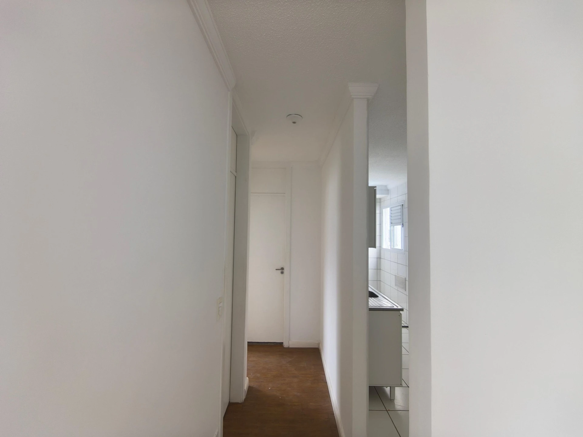 Mountain view in a 2-bedroom apartment, 45 m² — photo 10