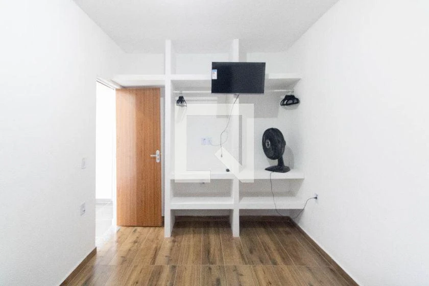 Apartamento de 2 quartos com 33 m² e fogão a gás — photo 16