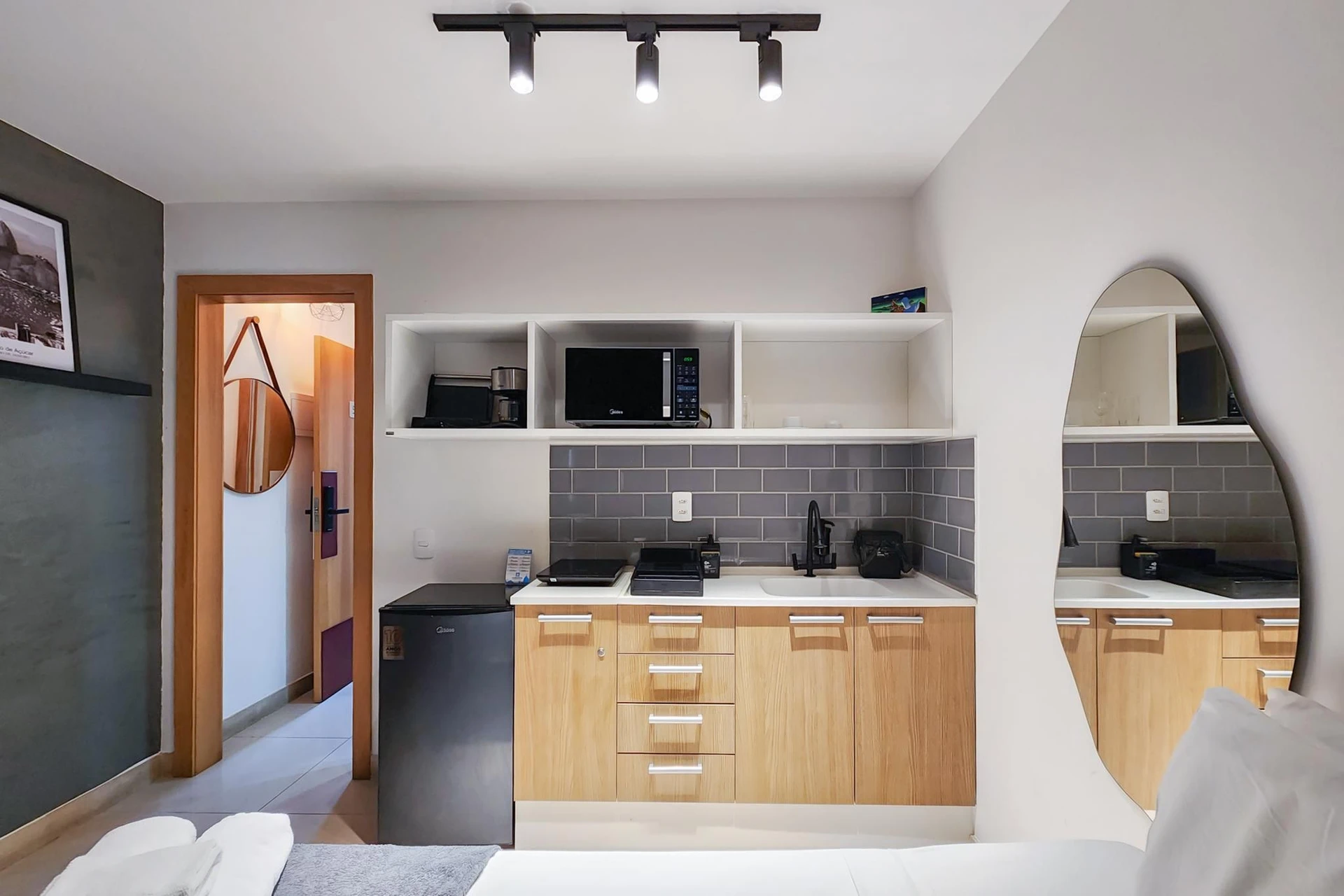 Estudio amueblado con 1 dormitorio y parrilla en la terraza — photo 22