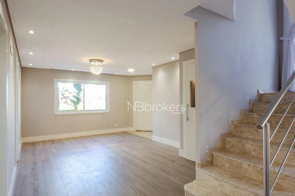 Condo house with 4 bedrooms and 5 bathrooms — photo 13