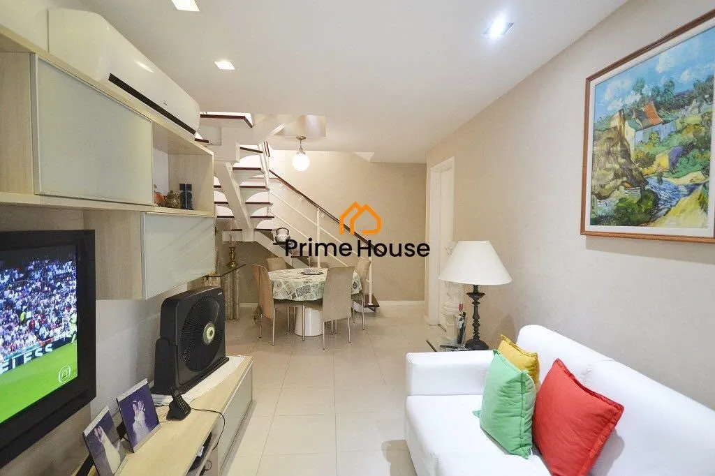 Furnished penthouse with 4 bedrooms and 4 bathrooms — photo 15