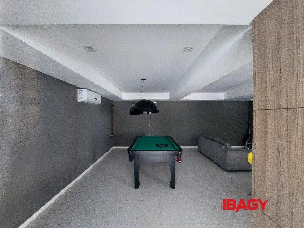 3-bedroom apartment with a grill on the balcony — photo 39