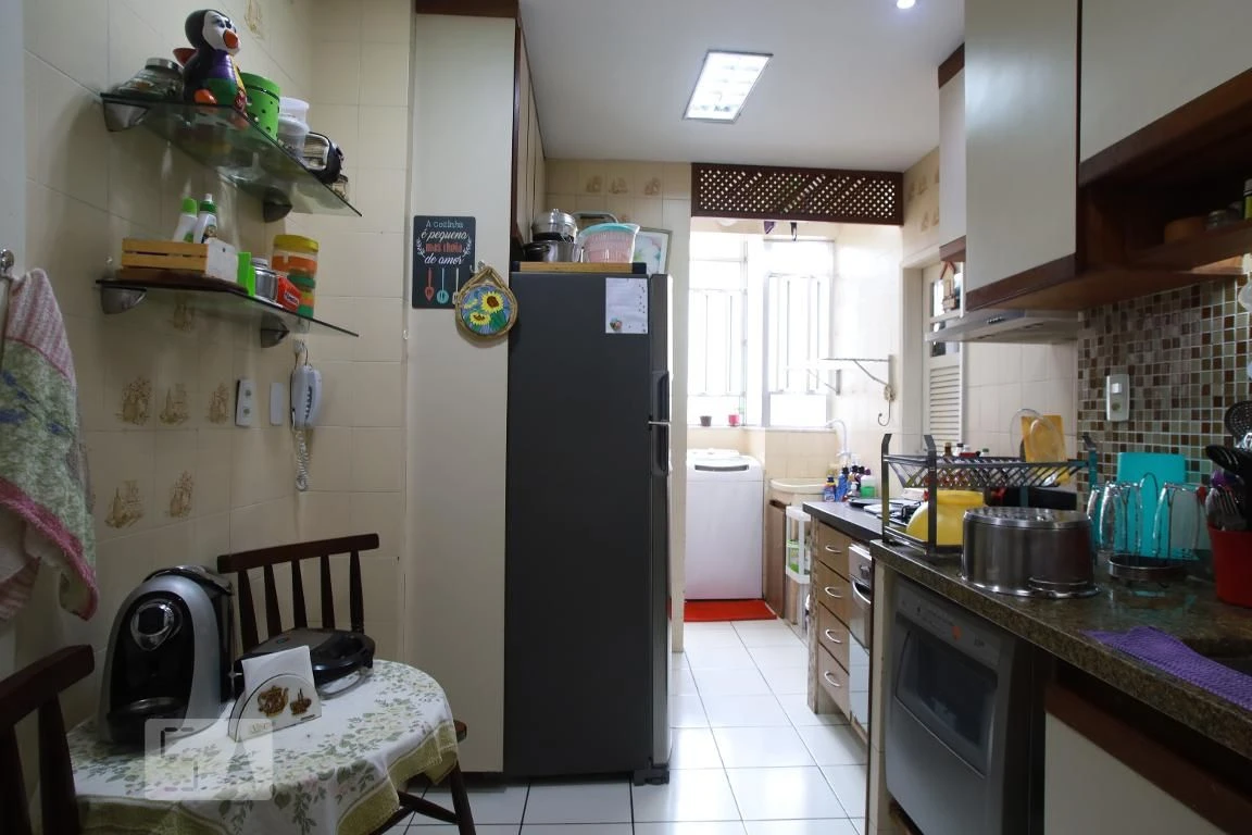 Furnished 2-bedroom apartment with 2 bathrooms — photo 23