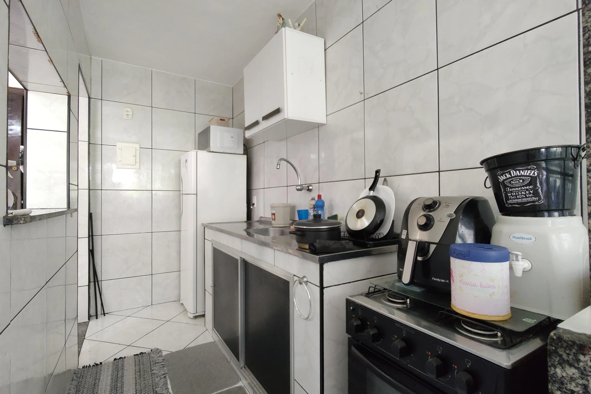 Furnished 1-bedroom apartment with gas open-plan kitchen — photo 12