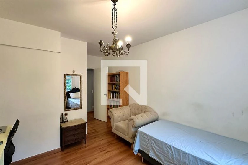 214 m² apartment with 4 bedrooms and 2 parking spaces — photo 29