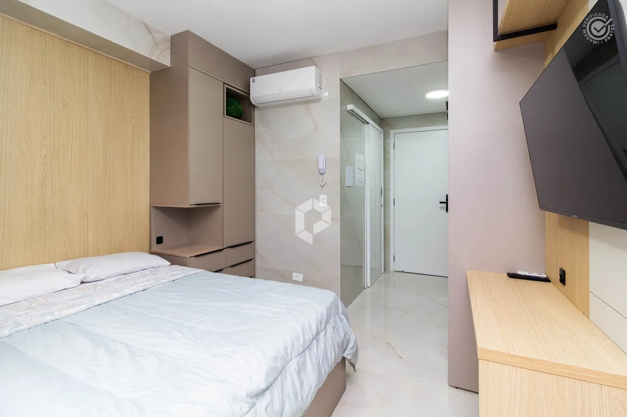 Furnished 1-bedroom apartment with balcony — photo 12