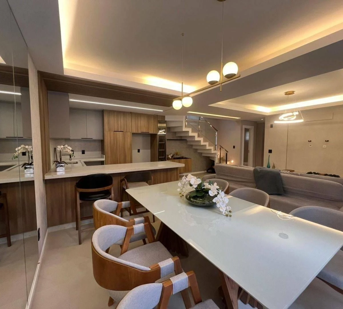 House with 3 bedrooms, 4 bathrooms and balcony — photo 15