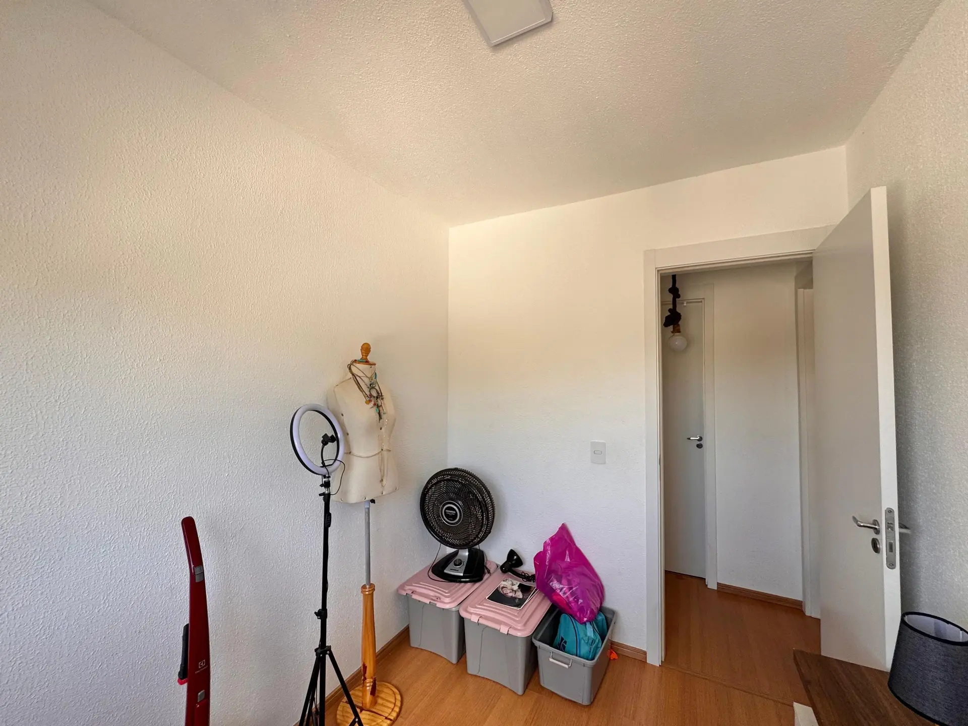 Furnished apartment with 2 bedrooms and mountain view — photo 4