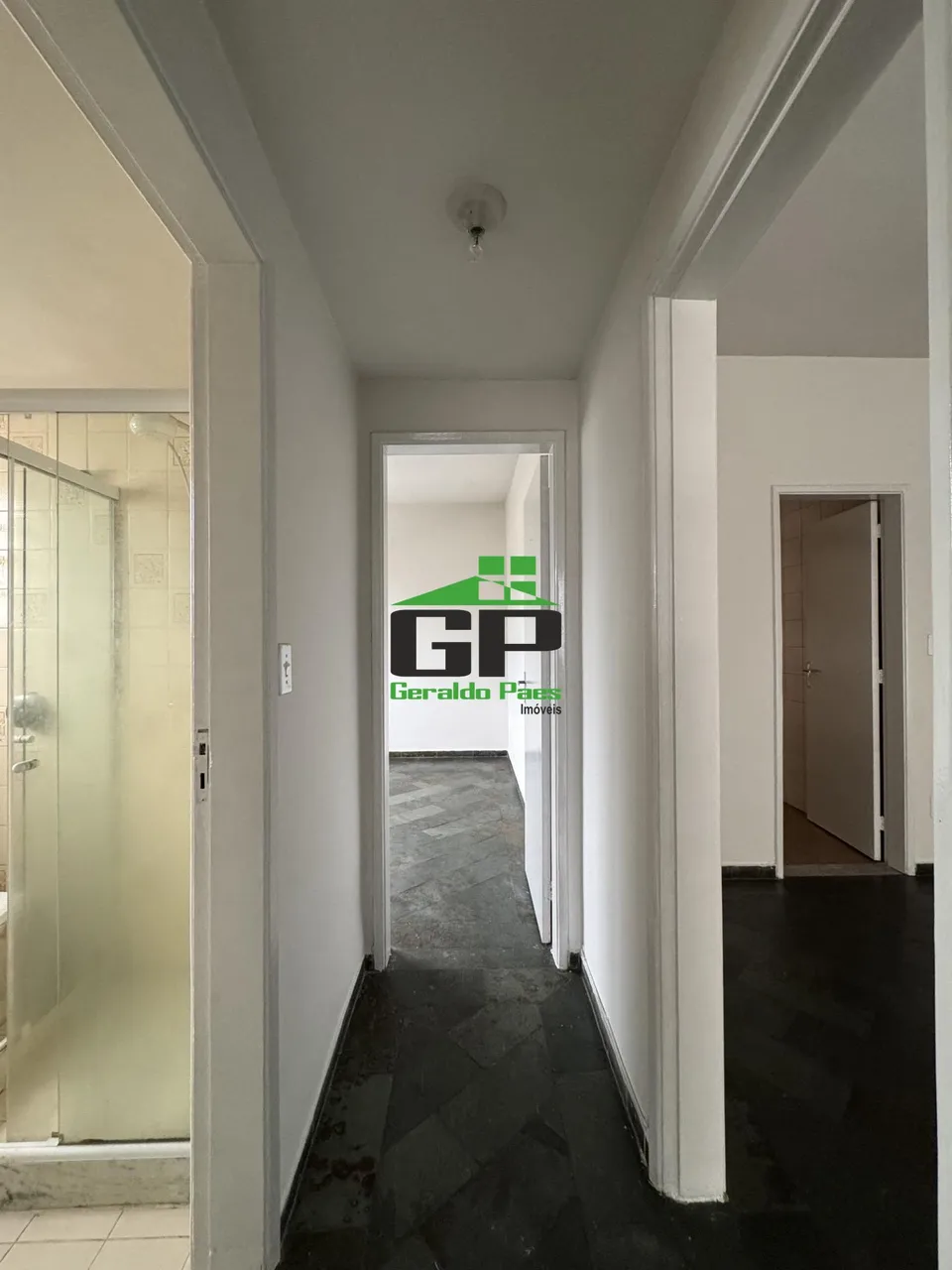 2-bedroom apartment with balcony and laundry area — photo 17