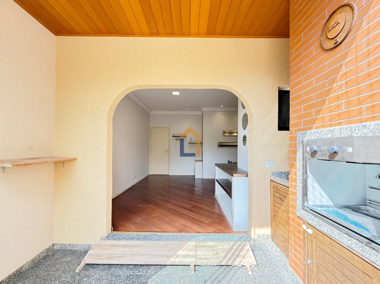3-bedroom apartment with a washing machine in Curitiba — photo 71