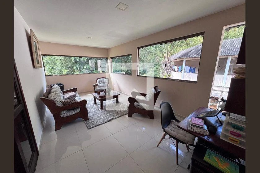 Casa sem mobília com 4 quartos e 618 m² — photo 4