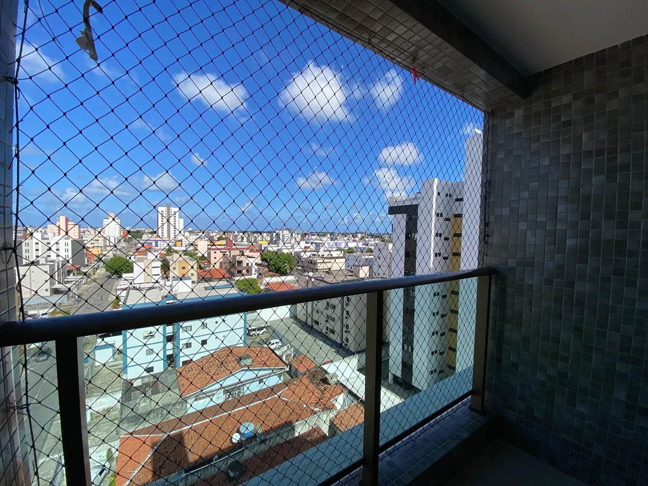2-bedroom apartment, 1 with its own bathroom, 60 m² — photo 18