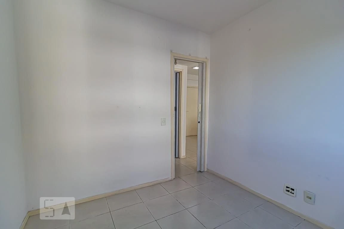 2-bedroom apartment with 1 suite and private balcony BBQ — photo 23
