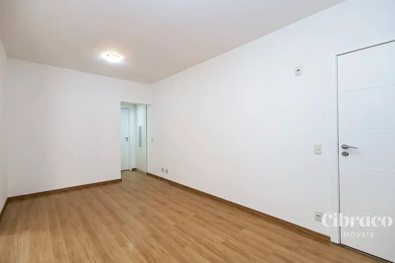 Apartamento de 1 quarto com 89,68 m² e sacada — photo 4