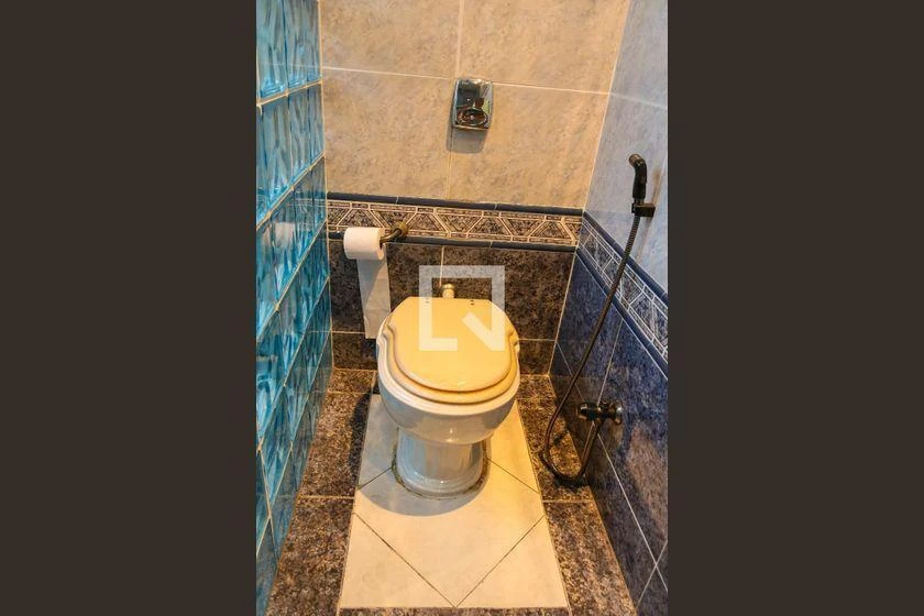 Furnished house with 4 bedrooms and 550 m² with air conditioning — photo 38