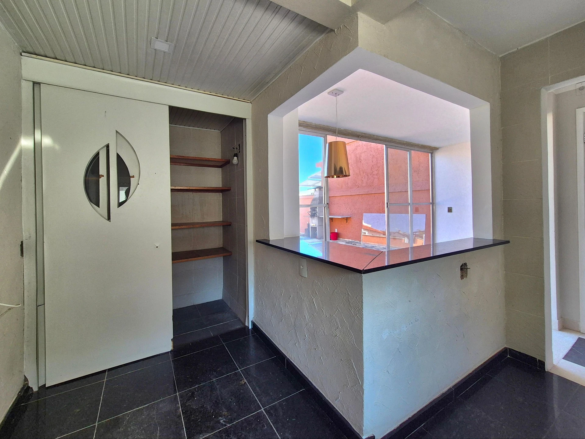 Rental apartment with 2 bedrooms and a balcony — photo 53