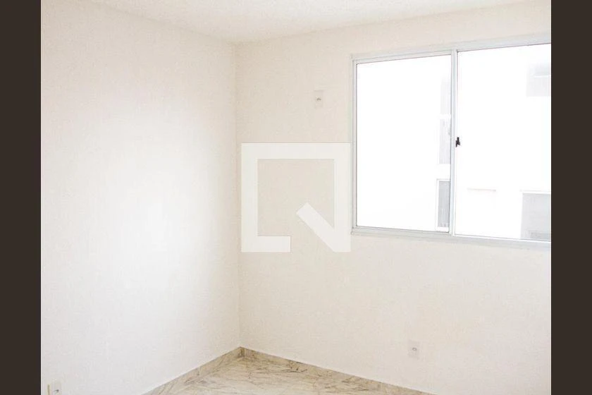 2-bedroom apartment in a building with a pool — photo 5