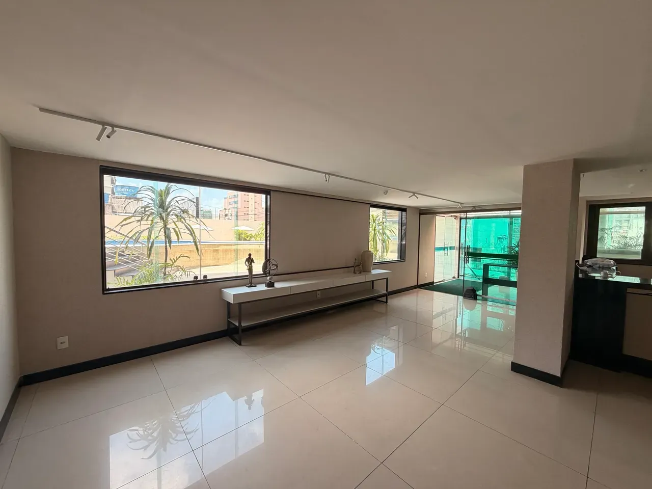 Квартира 299 м² з 5 спальнями та 4 паркомісцями — photo 26