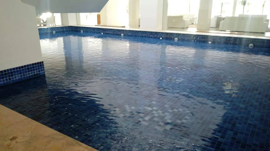 Apartamento mobiliado, 318 m², com janelas do piso ao teto — photo 31