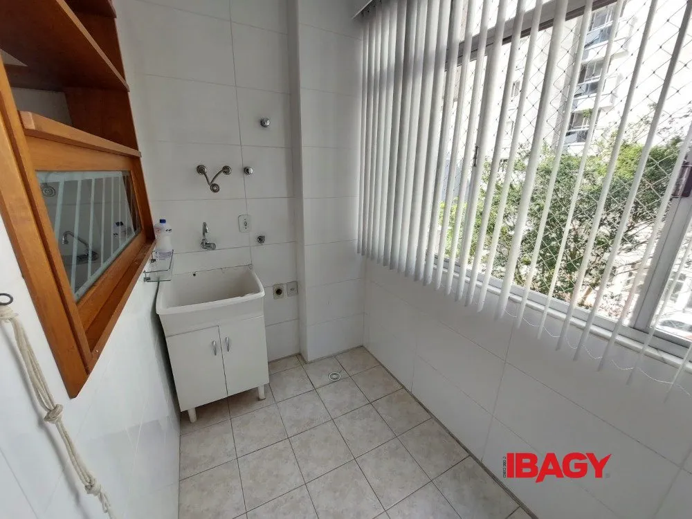 3-bedroom apartment with a separate gas kitchen — photo 22