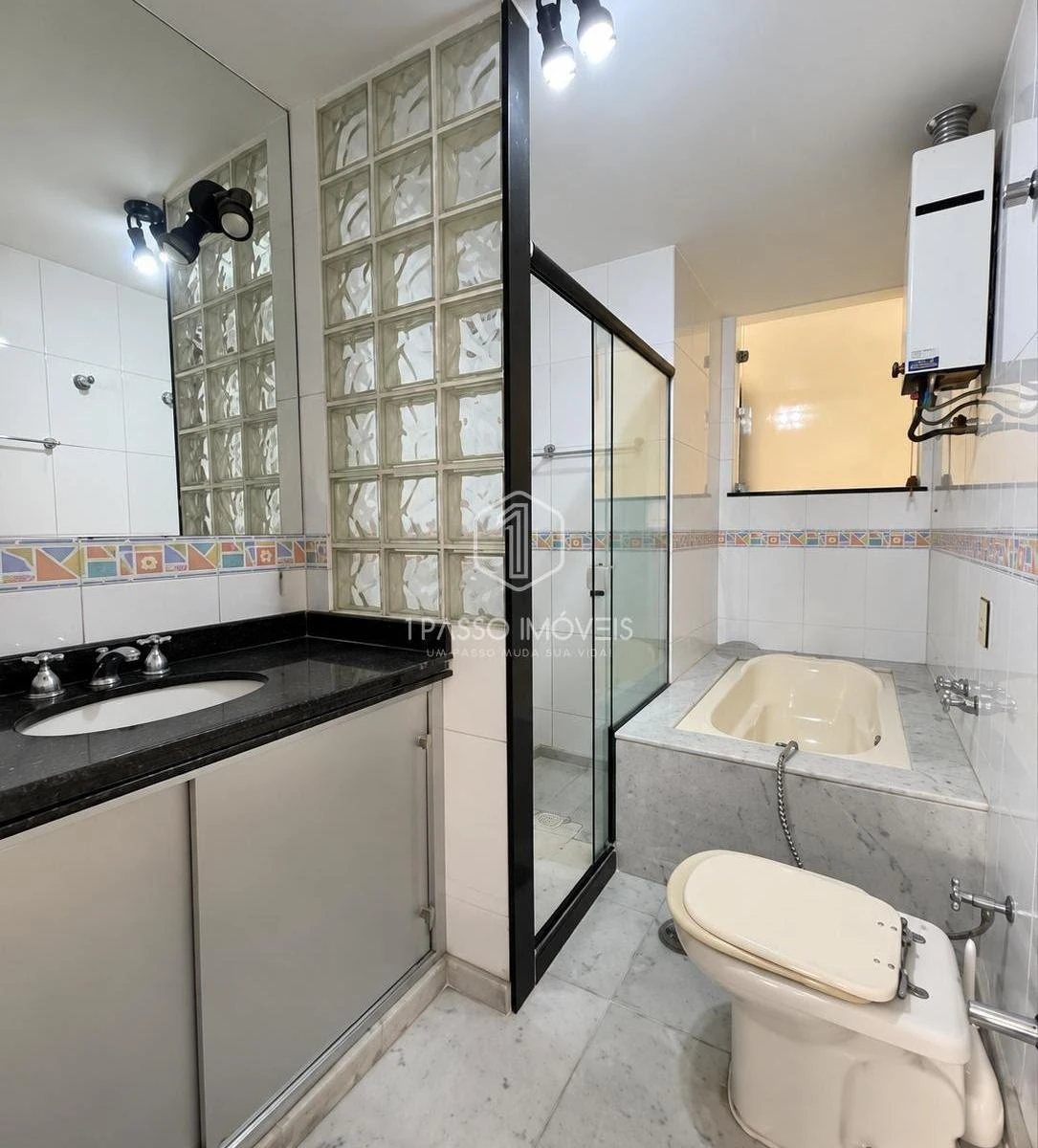 Apartamento, 159 m², com janelas do piso ao teto — photo 5