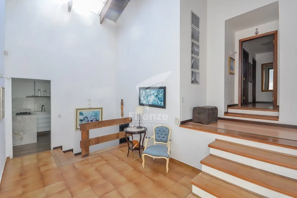424 m² house with 3 en-suite bedrooms and 4 parking spots — photo 22