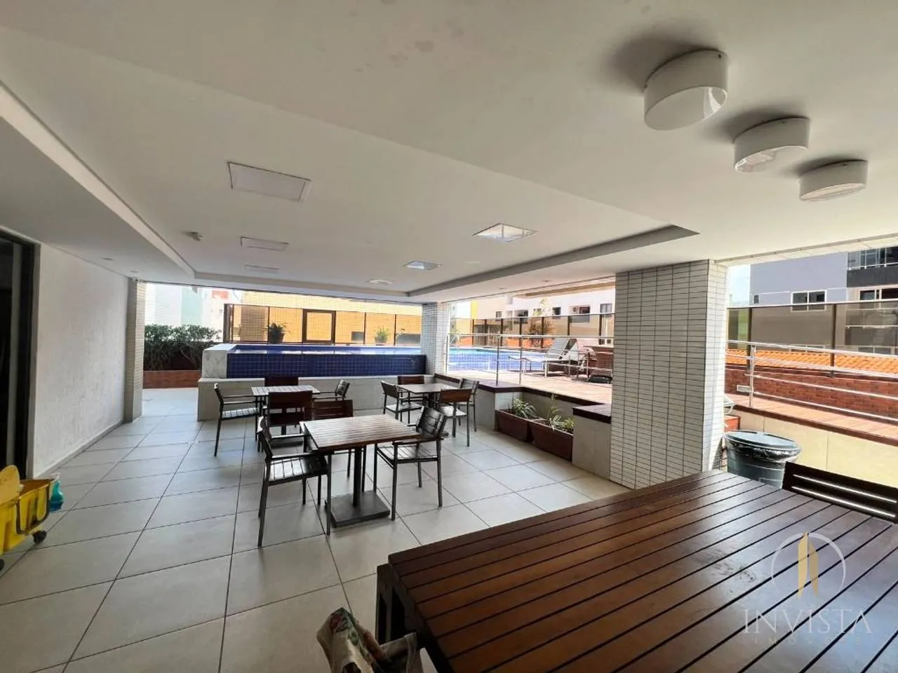 Furnished-apartment feel with 2 bedrooms and 60 m² patio — photo 2
